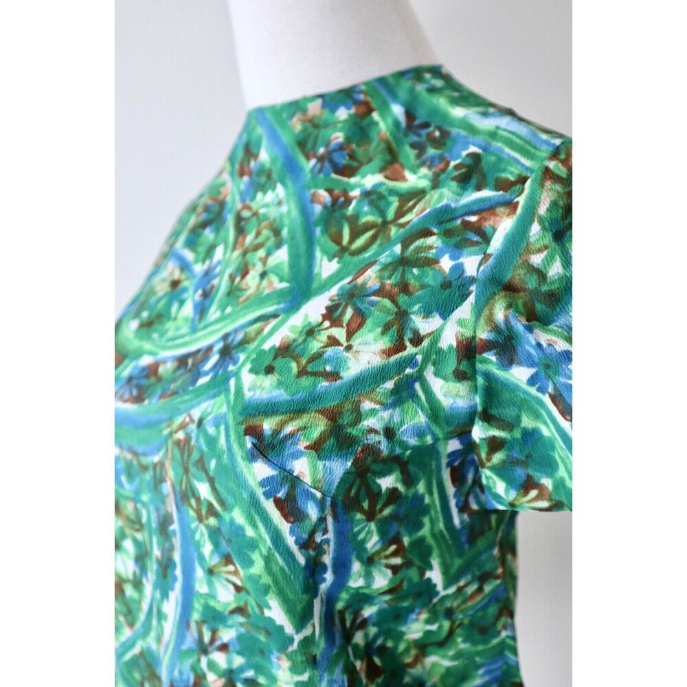 Vintage 1960s Abstract Print Short Sleeve Blouse Button Back Top Poly Crepe - Picture 5 of 10